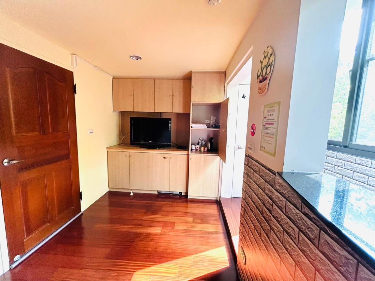 Miaoli Sanyi Travelling Homestay Zewnętrze zdjęcie