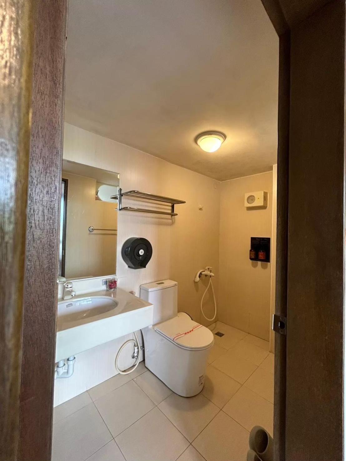 Miaoli Sanyi Travelling Homestay Zewnętrze zdjęcie