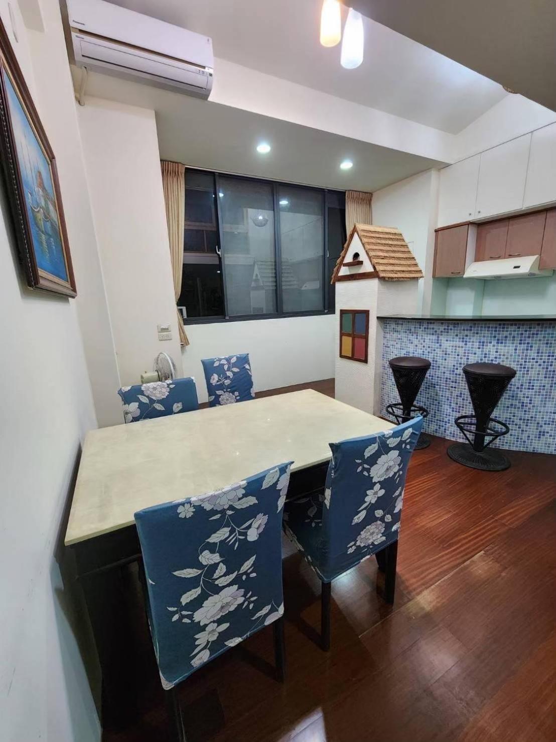 Miaoli Sanyi Travelling Homestay Zewnętrze zdjęcie